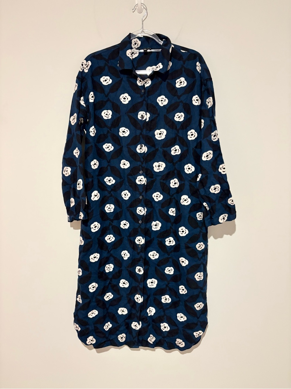 Uniqlo x Marimekko Flannel Long Sleeve button midi Dress Blue Floral medium - Picture 2 of 7